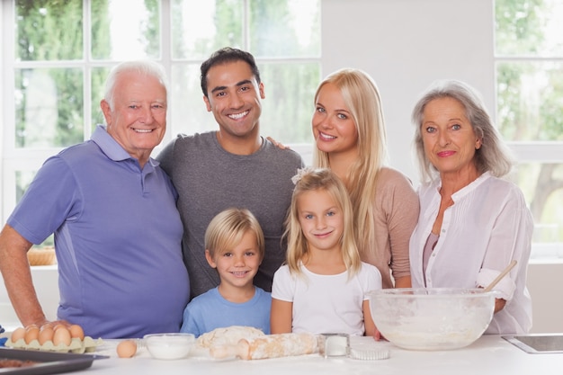 Portrait de famille élargie