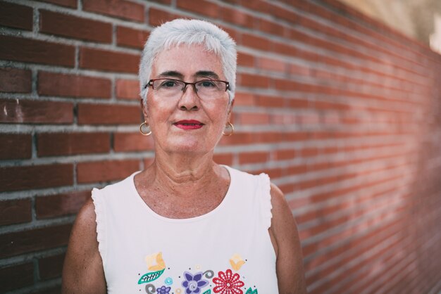 Portrait d'une femme âgée