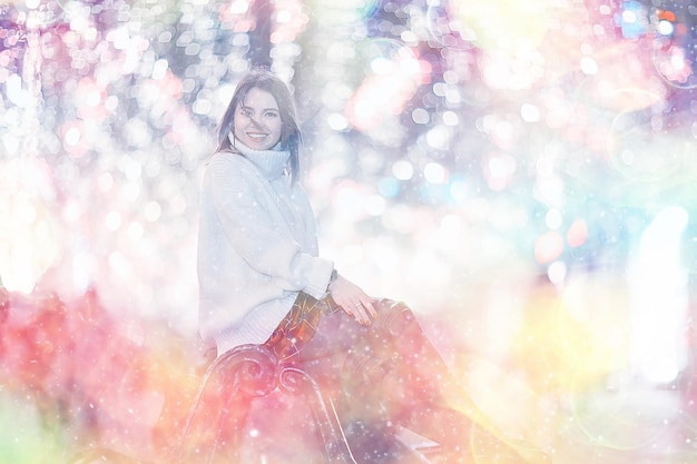 portrait de femme de noël, hors ville, bokeh rose fond festif flou