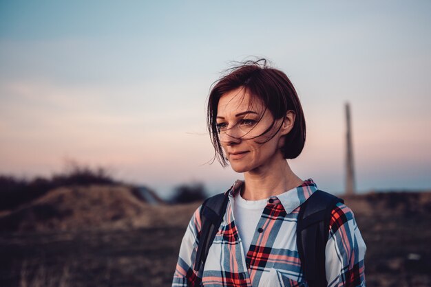 Portrait, femme, randonnée, montagne