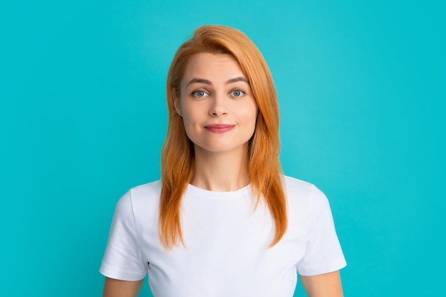 Portrait de femme souriante et heureuse