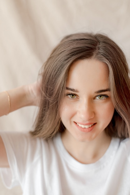 Portrait de filles sur fond de tissu