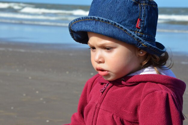 Portrait en gros plan d'une jeune femme