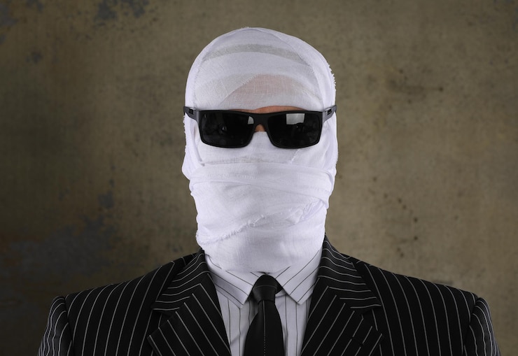 Photo portrait d'un homme invisible avec une tête bandée