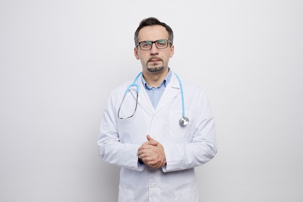 Portrait d'homme médecin