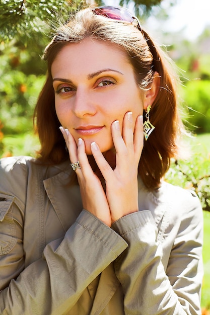 Portrait de jeune femme d&#39;affaires