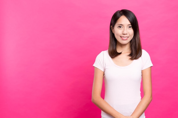 Portrait de jeune femme asiatique