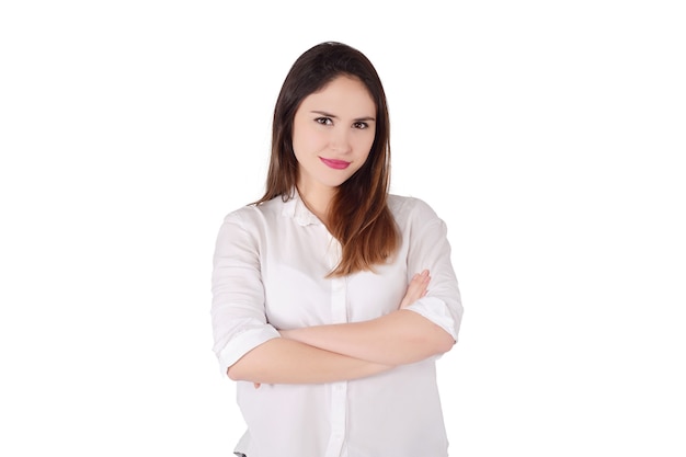 Portrait de jeune femme latine dans un studio.