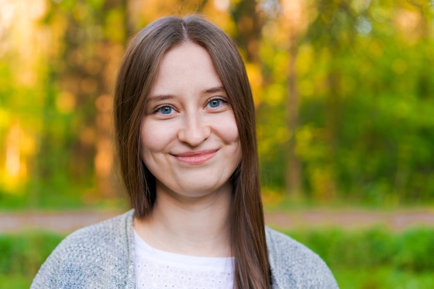 Photo portrait d'une jeune femme