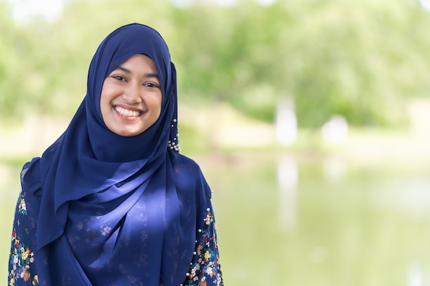 Portrait de jeune fille musulmane