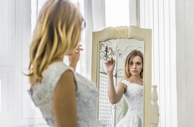 Portrait de jolie femme