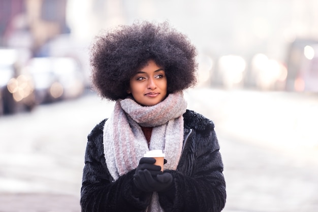 Portrait de jolie femme