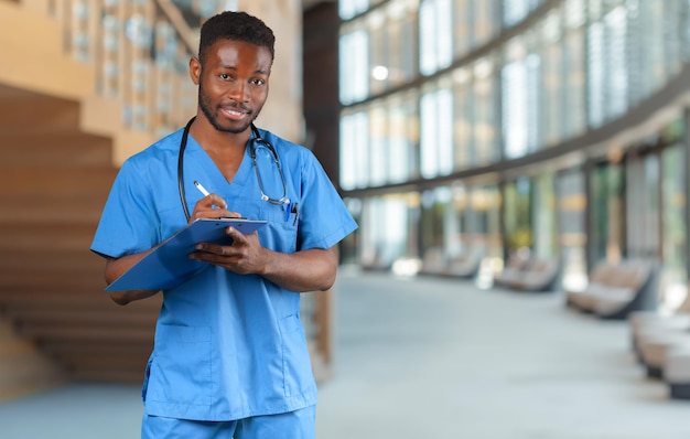 Photo portrait de médecin africain