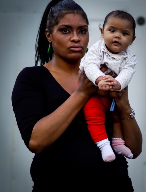 Photo portrait de mère et d'enfant