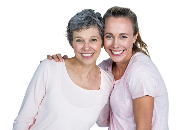 Portrait de mère et fille joyeuse