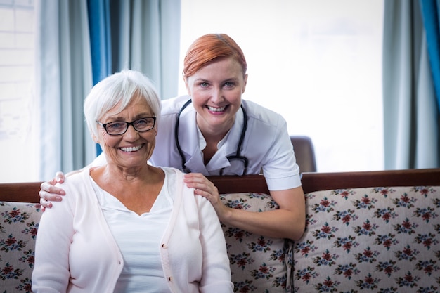 Portrait, de, sourire, docteur, et, patient