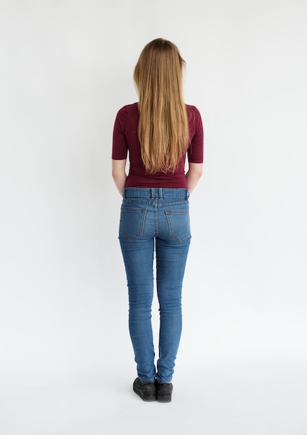 Photo portrait en studio jeune fille vue arrière