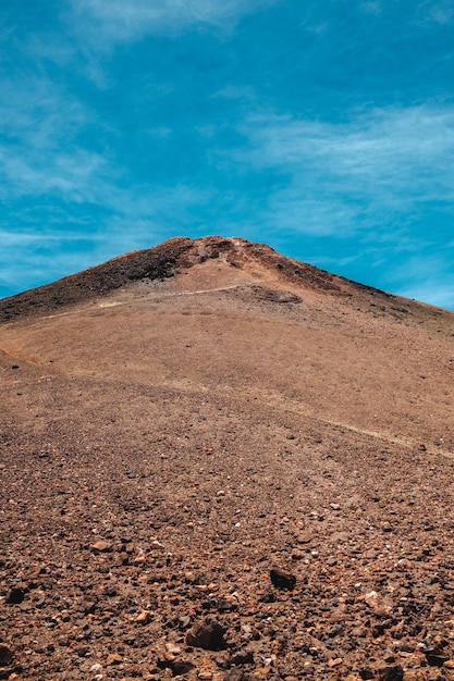 Portrait Vue Sur Le Sommet Du Teide, Le Plus Haut Volcan Et La Montagne En Espagne