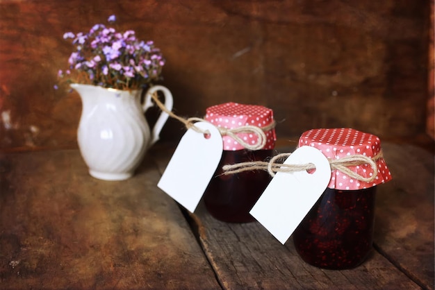 Pot de confiture maison rustique rétro