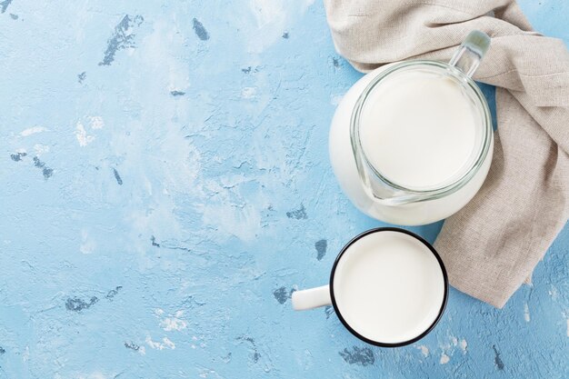 Photo pot à lait et tasse