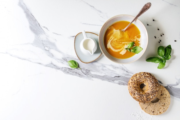 Potage à la citrouille ou aux carottes