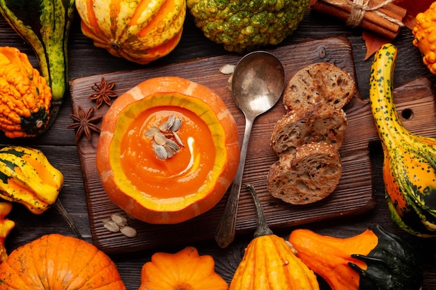 Potage à la crème de potiron courges et potirons