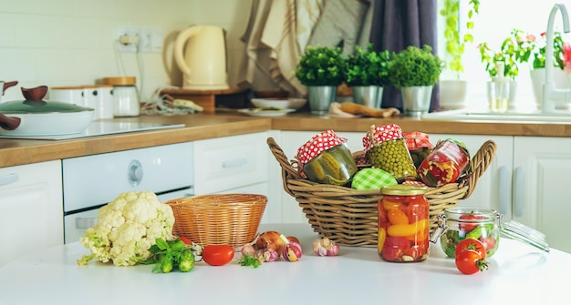 Pots De Légumes Conservés Pour L'hiver Mise Au Point Sélective