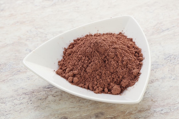 Poudre de cacao biologique naturelle pour la cuisine