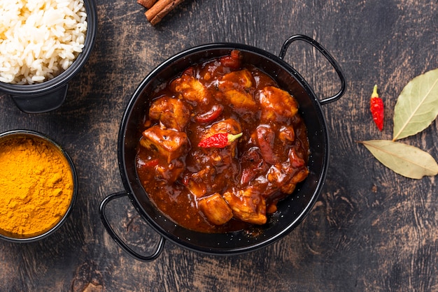 Poulet au curry tikka masala avec riz