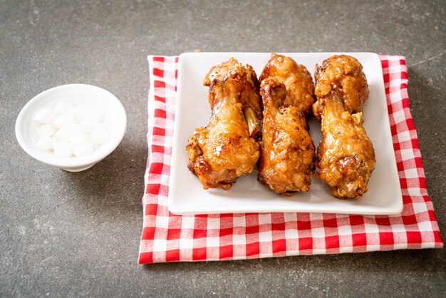 poulet frit avec sauce