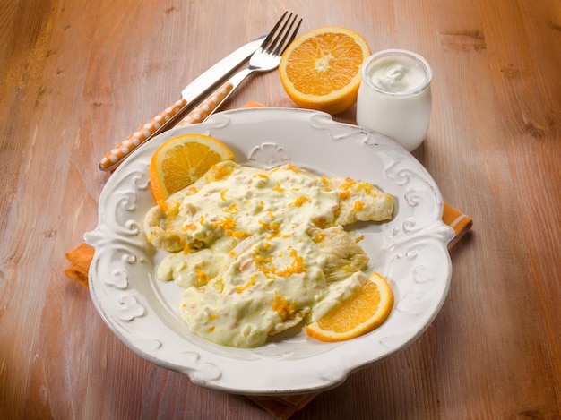 Poulet à l'orange et sauce au yaourt