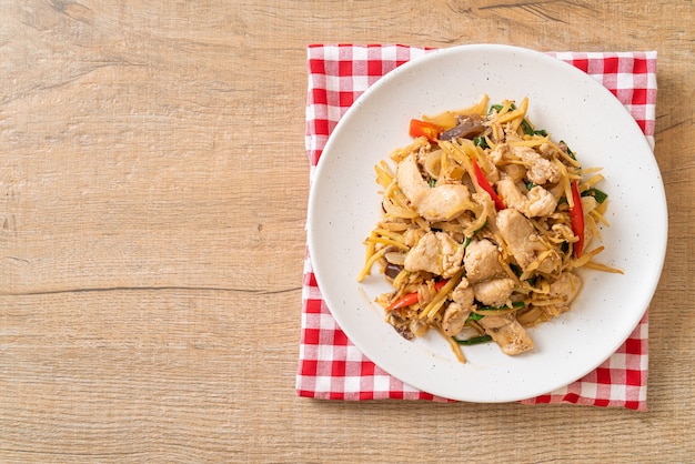 poulet sauté au gingembre