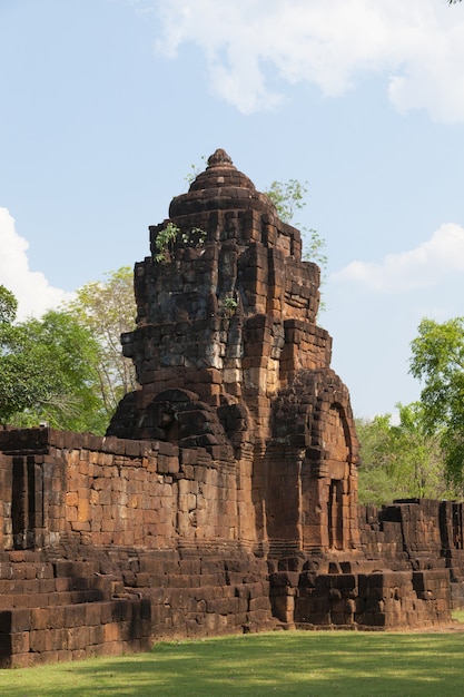 Prasat Muang Tam