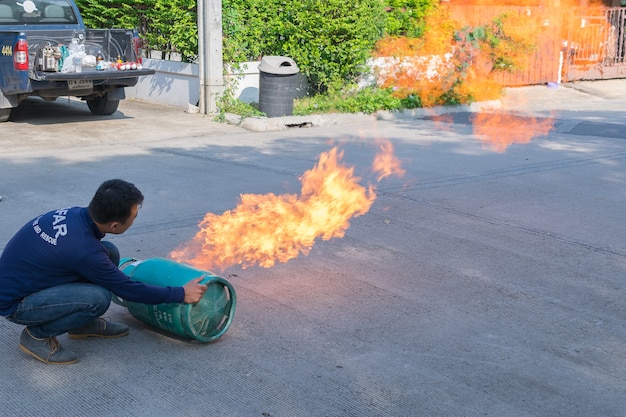 Photo préparation à l'exercice d'incendie et à la formation