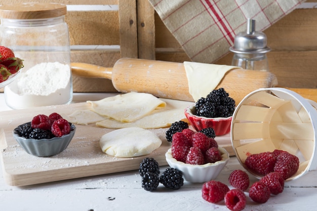 Préparation pour le gâteau aux baies