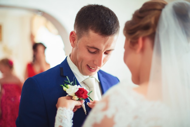 Photo préparer le couple pour le mariage à venir