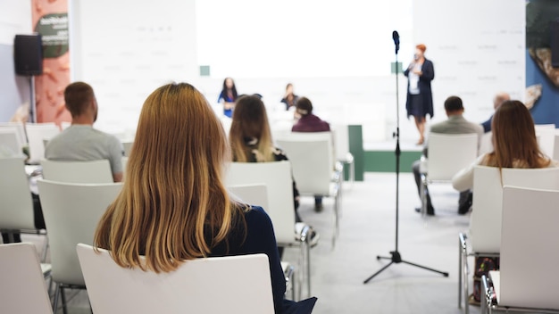 Photo présentation des grandes entreprises