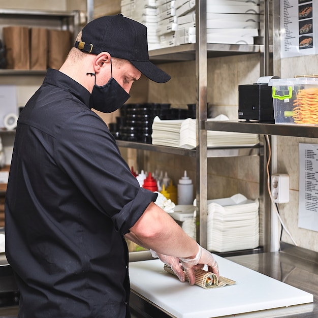 Processus de fabrication de sushis