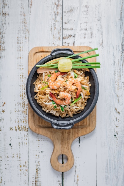 Processus de préparation du Pad Thai