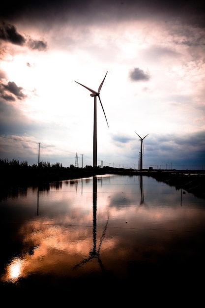 Production d'énergie éolienne sur la plage