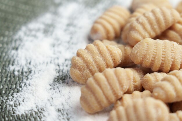 Photo produit sans gluten avec des pommes de terre et de la farine de riz