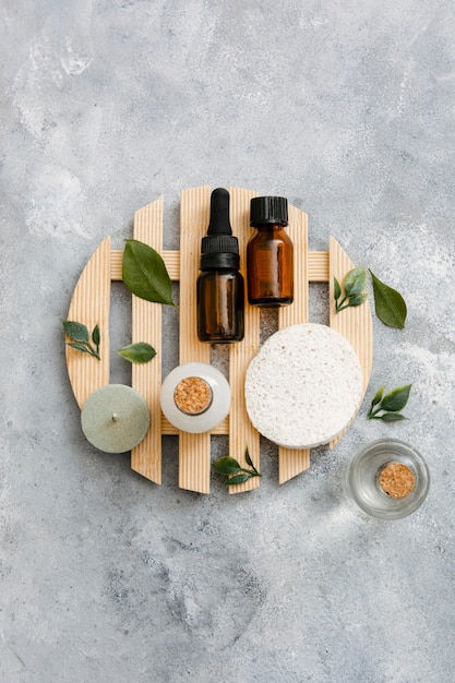 Photo produit de sérum naturel sur plateau