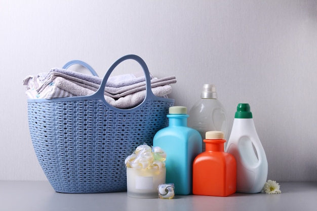 Produits de lavage de détergent à lessive isolés