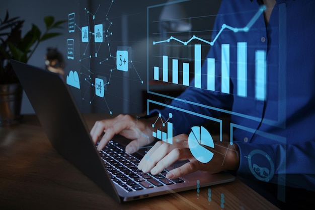 Produits ou services par le biais de canaux numériques moteur de recherche médias sociaux site Web de messagerie numérique