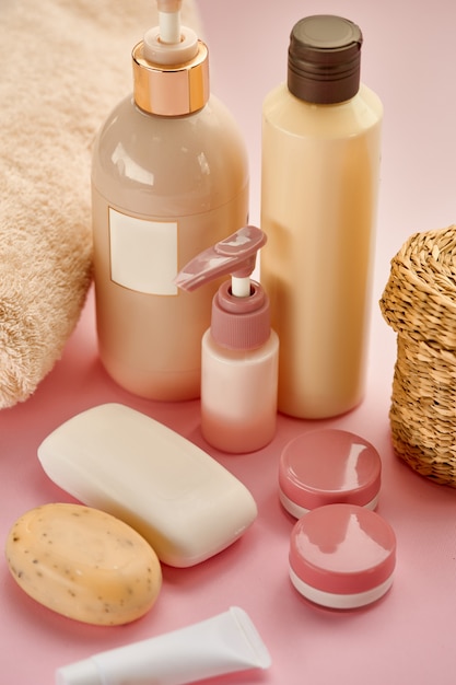 Photo produits de soins de la peau . concept de procédures de soins de santé, cosmétique d'hygiène, mode de vie sain, spa