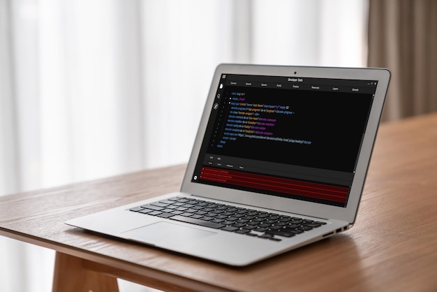Programmation de développement de logiciels sur écran d'ordinateur pour une application moderne