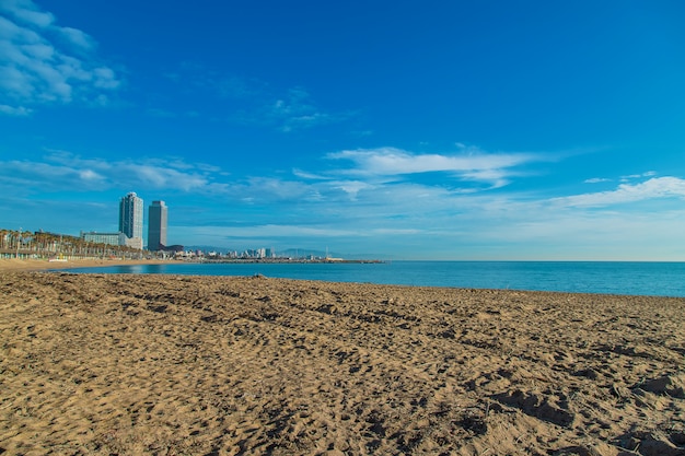 Promenade dans la ville de Barcelone. Mise au point sélective.