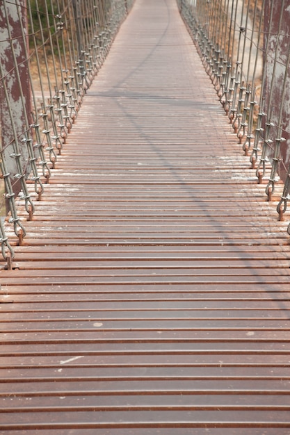 Photo promenade sur le pont