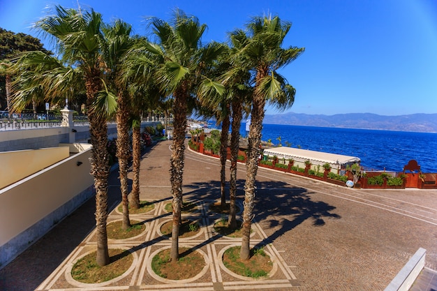 Photo promenade à reggio calabria