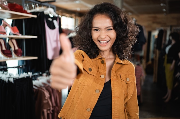 Propriétaire d'une boutique de mode asiatique